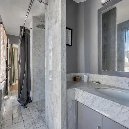 Elegant Duplex Avec Terrasse Aux Portes De Paris Apartment *