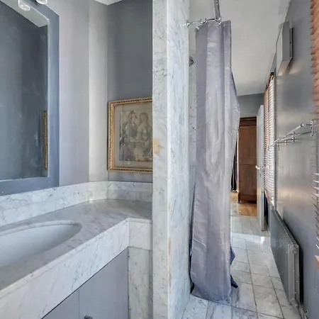 Elégant Duplex Avec Terrasse Aux Portes De Paris Appartement *